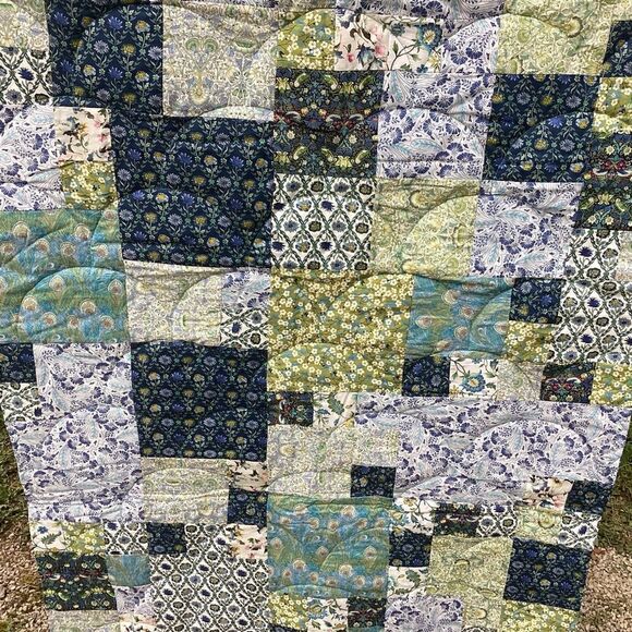 NWT. Hand Crafted Blues and Greens Gardens Quilt with Liberty Lawn Fabrics - Picture 6 of 16